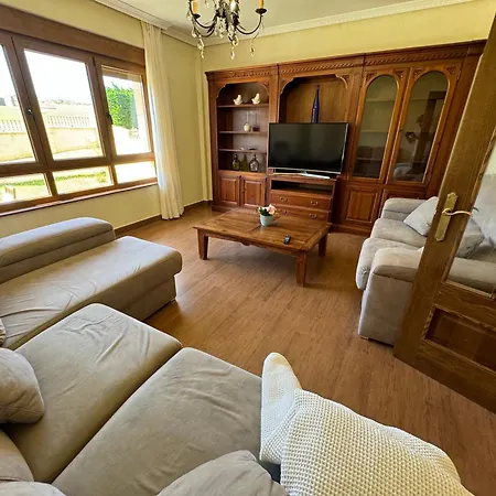 Araceli Apartment Suances