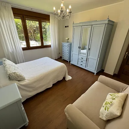 Araceli Apartment Suances